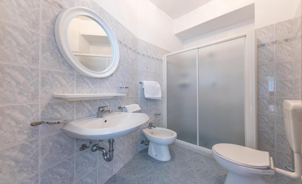 Hotel Majestic Bellaria-Igea Marina Esterno foto